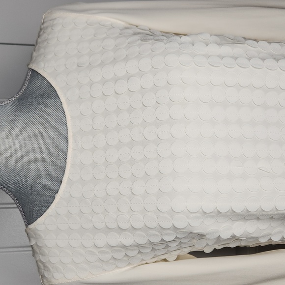 AKRIS punto silk ivory long sleeve bouse, size 6. - Picture 2 of 13